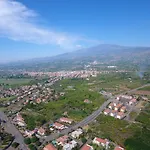 Sicilia Etna E Mare דירה