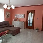 Sicilia Etna E Mare דירה מסקלי