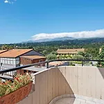 Sicilia Etna E Mare מסקלי